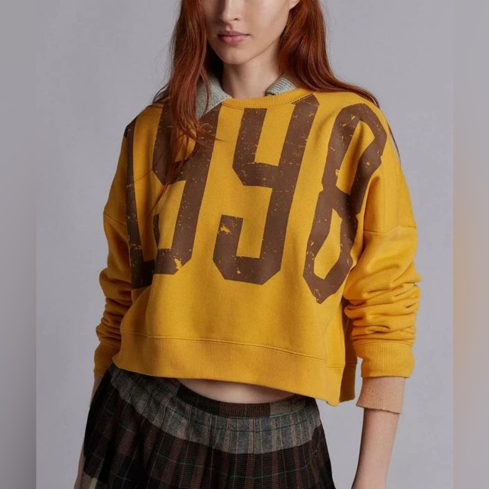 Urban Outfitters $49 Yellow Gold Brown 1998 Crew Neck Sweater Sweatshirt‎ Fall